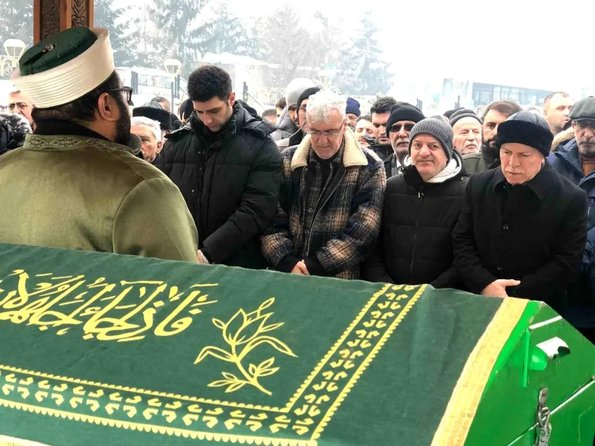 Aziziye'nin Saygı Duruşu: Emekli Vakıflar Bölge Müdürü Nihat Cengiz Hayata Veda Etti