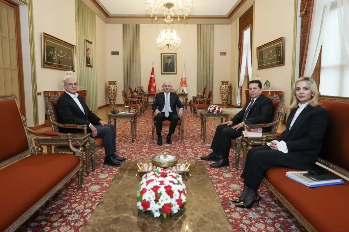 TBMM Başkanı Kurtulmuş, Bingöl ve Özer'i Resmi Olarak Karşıladı