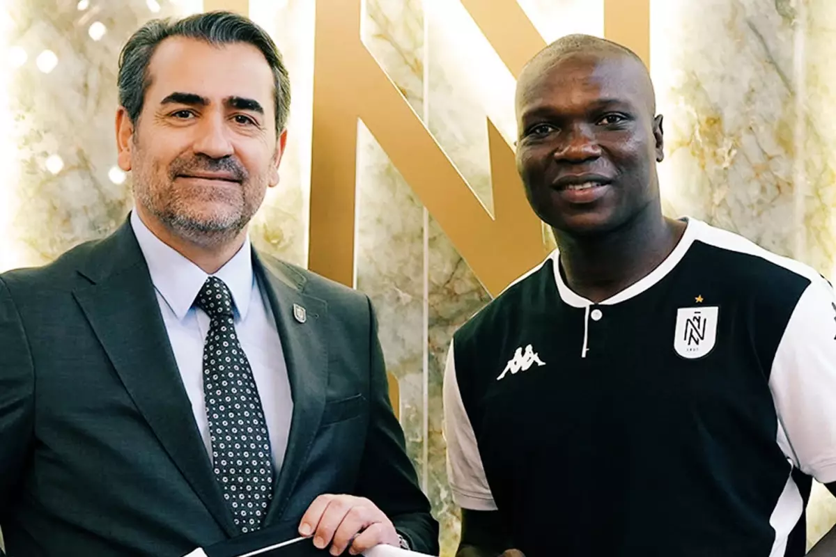 Aboubakar’ın Neftçi Bakü’deki Sözleşmesi Yenilenmeyecek, Yeni Teknik Direktör Transfer Planı Açıklandı