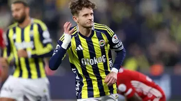 Rennes, Szymanski'yi Fenerbahçe'den Çıkararak Transfer Hamlesi Yapmak İstiyor