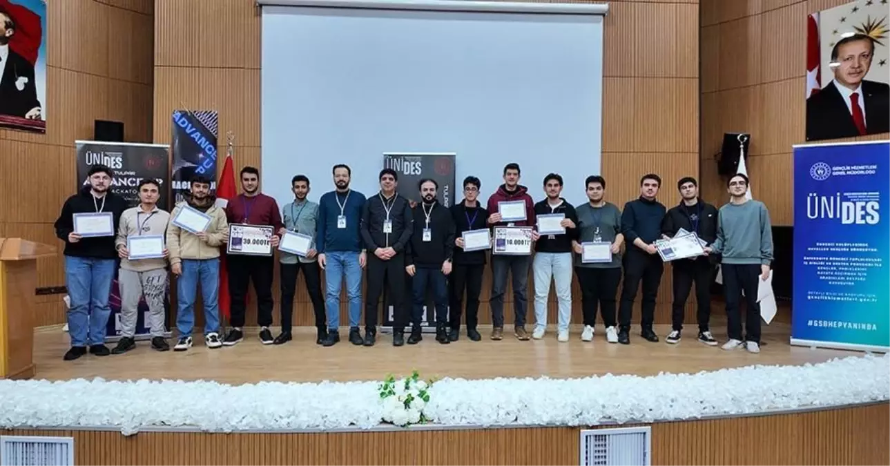 ETÜ'de Tulpar Hackathonu: Genç Girişimciler Yenilikçi Fikirlerle Yarıştı