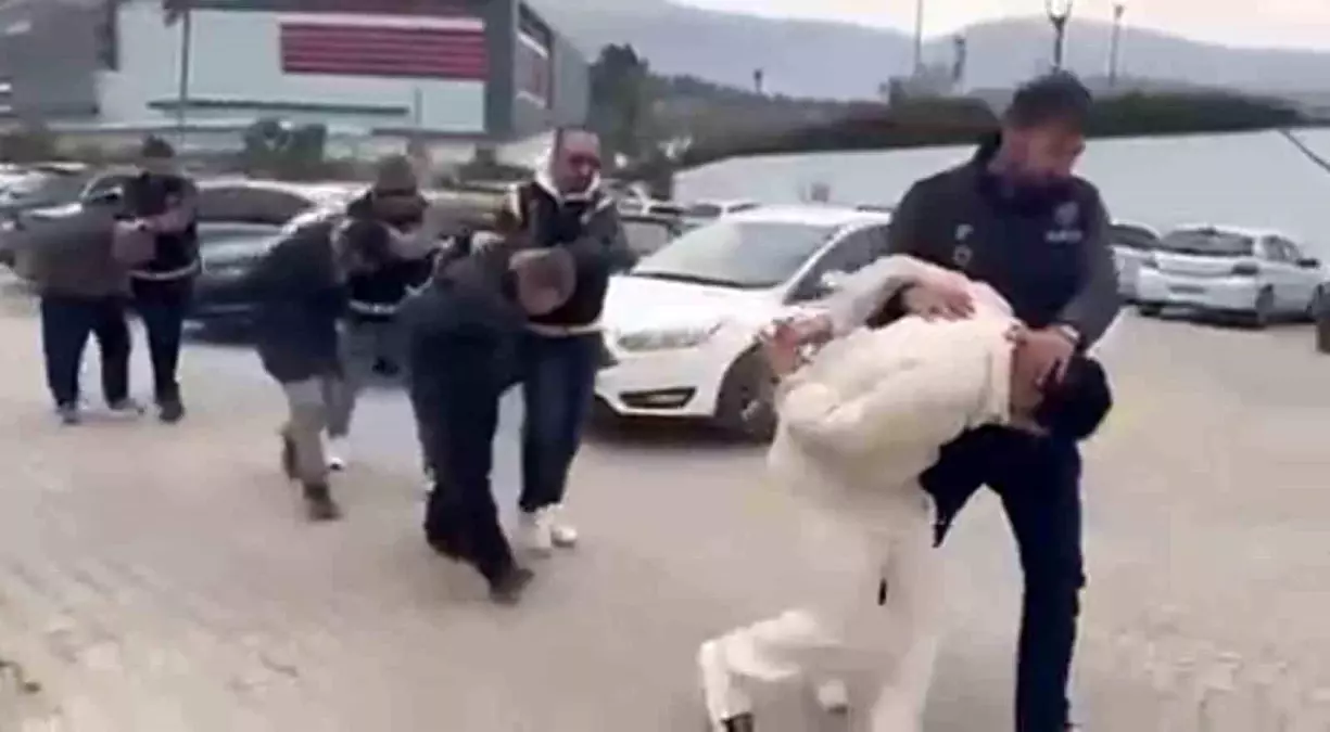 İskenderun'da Dört Şüpheli Yakalandı, Gözaltına Alındı