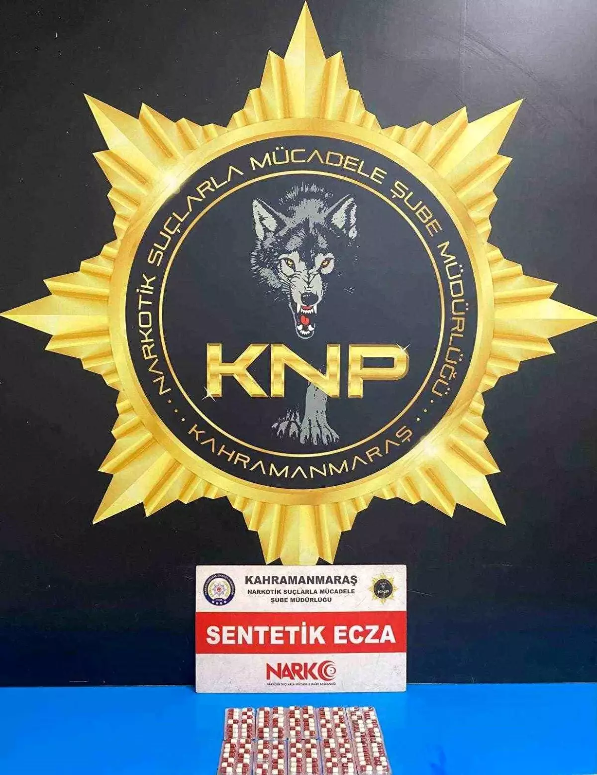 Kahramanmaraş’ta Narkotik Operasyonu: 14 gram esrar ve 184 sentetik ecza ele geçirildi