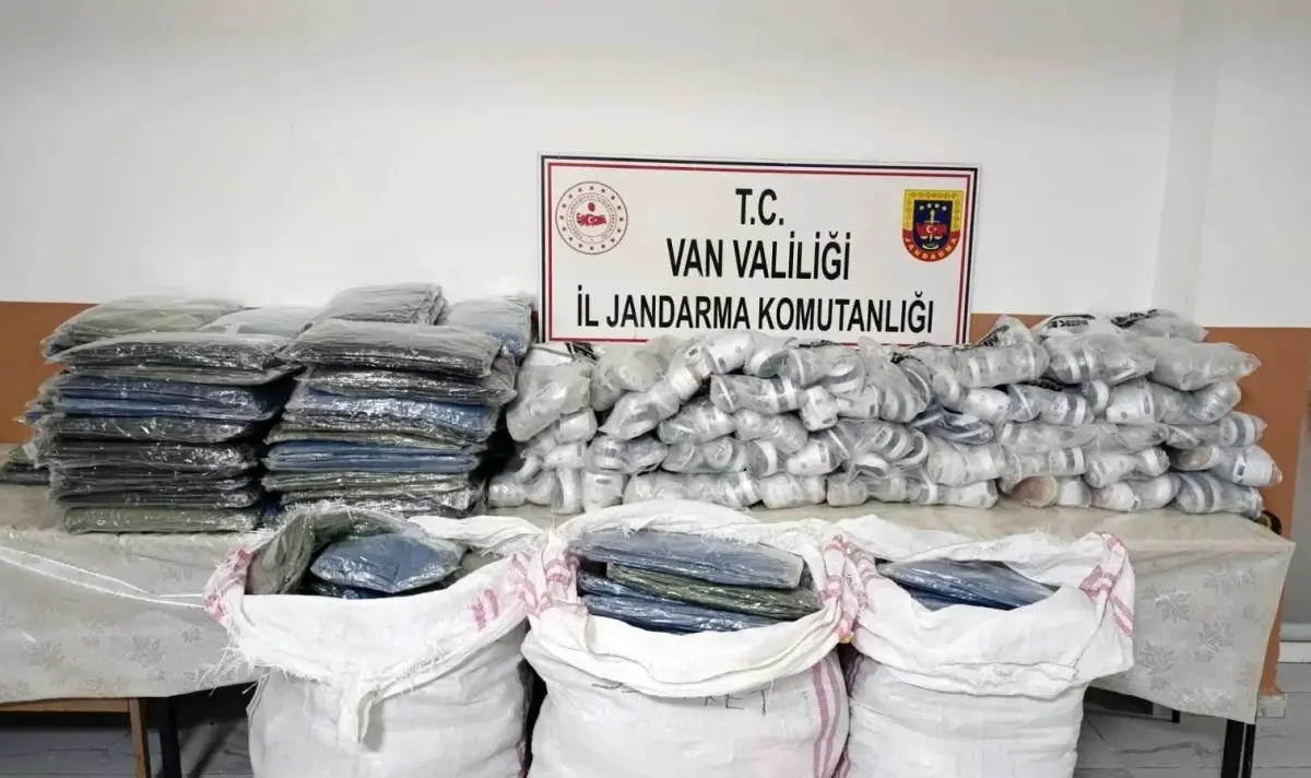 Van'ın Baskale İlçesinde 4,1 Milyon TL Değerinde Kaçak Eşya Ele Geçirildi