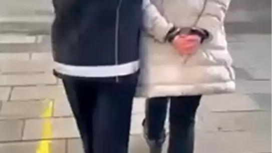 Operasyon sırasında ele geçirilen uyuşturucu paketleri