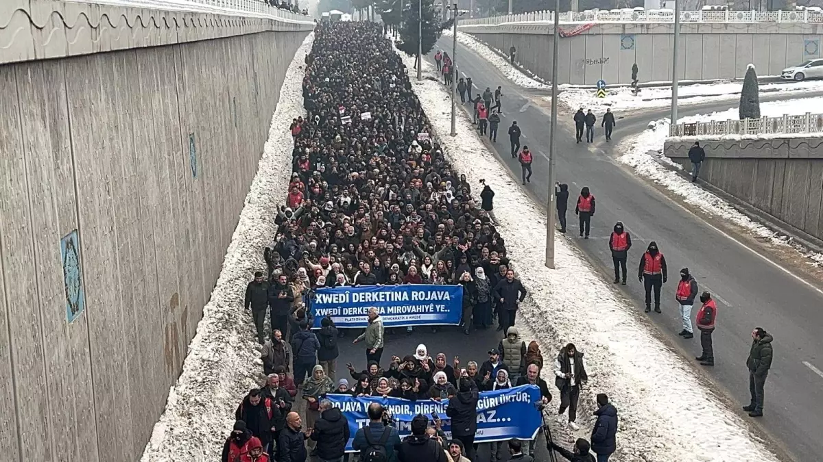 Halep'te Suriye Ordusu ile Kürt Grupları Arasındaki Çatışmalar Derinleşiyor