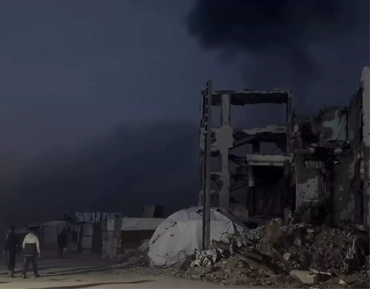 İsrail Hava Saldırısı Gazze'nin Han Yunus Bölgesinde 4 Kişiyi Öldürdü