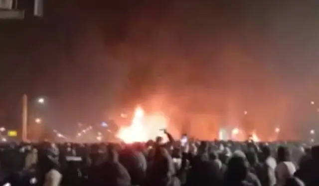 Gösteri sırasında polis müdahalesi