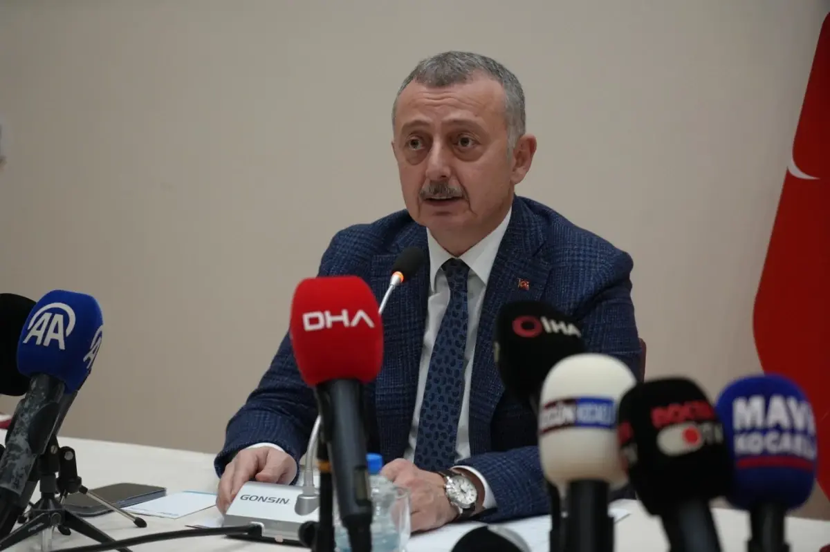 Derince Hastanesi’nde Deprem Güvenliği İçin 3 Blok Yıkılacak, Yeni 120 Yataklı Acil Durum Hastanesi İnşa Edilecek