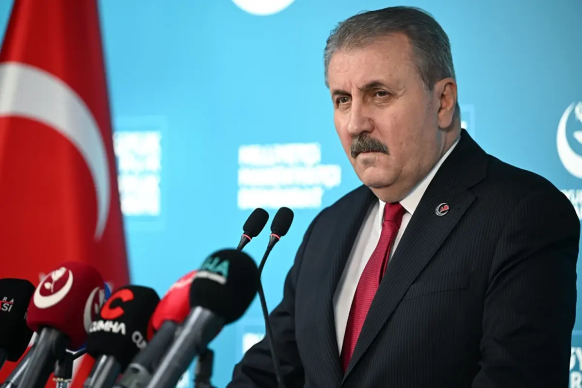 Destici'den Bakırhan'a Sert Eleştiri: TBMM'de Terör Örgütü Temsil Edilemez