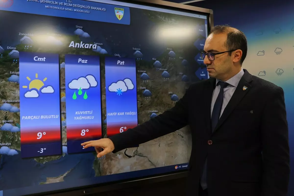 Hafta Sonu Şiddetli Yağış ve Düşen Sıcaklıklar Bekleniyor
