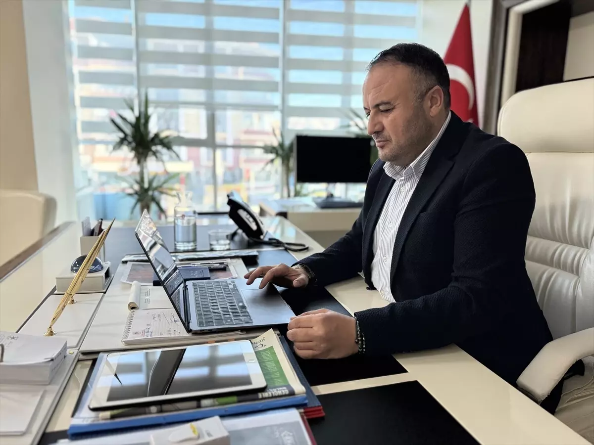 Tekirdağ İl Müdürü Atlı, AA’nın Yılın Kareleri Oylamasında 2025’in Çevre Fotoğraflarını Değerlendirdi