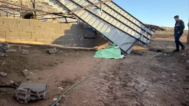 Şiddetli Rüzgar Karaman'ı Vurdu: Ahır Çatısı Savruldu ve Bir Kişi Hayatını Kaybetti