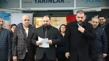 Olay yerinde toplanan polis ekipleri