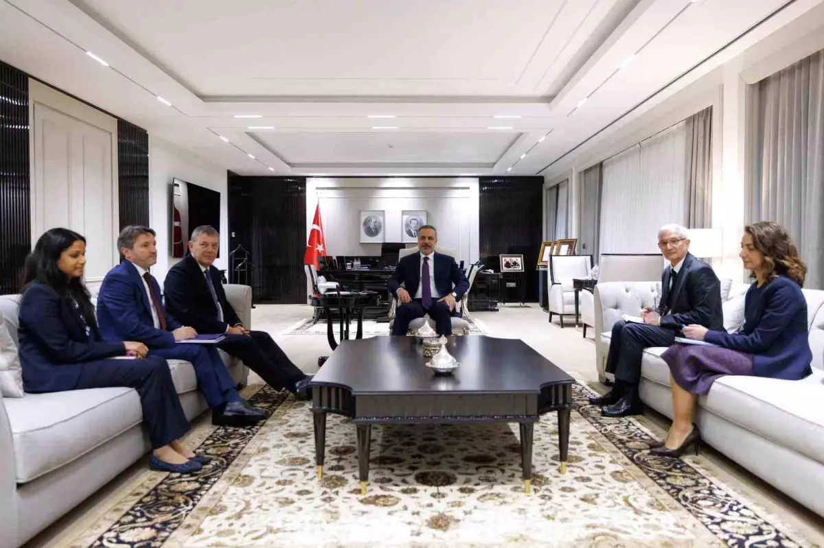 Dışişleri Bakanı Hakan Fidan, UNRWA Genel Komiseri Philippe Lazzarini'yi Ankara'da Karşıladı