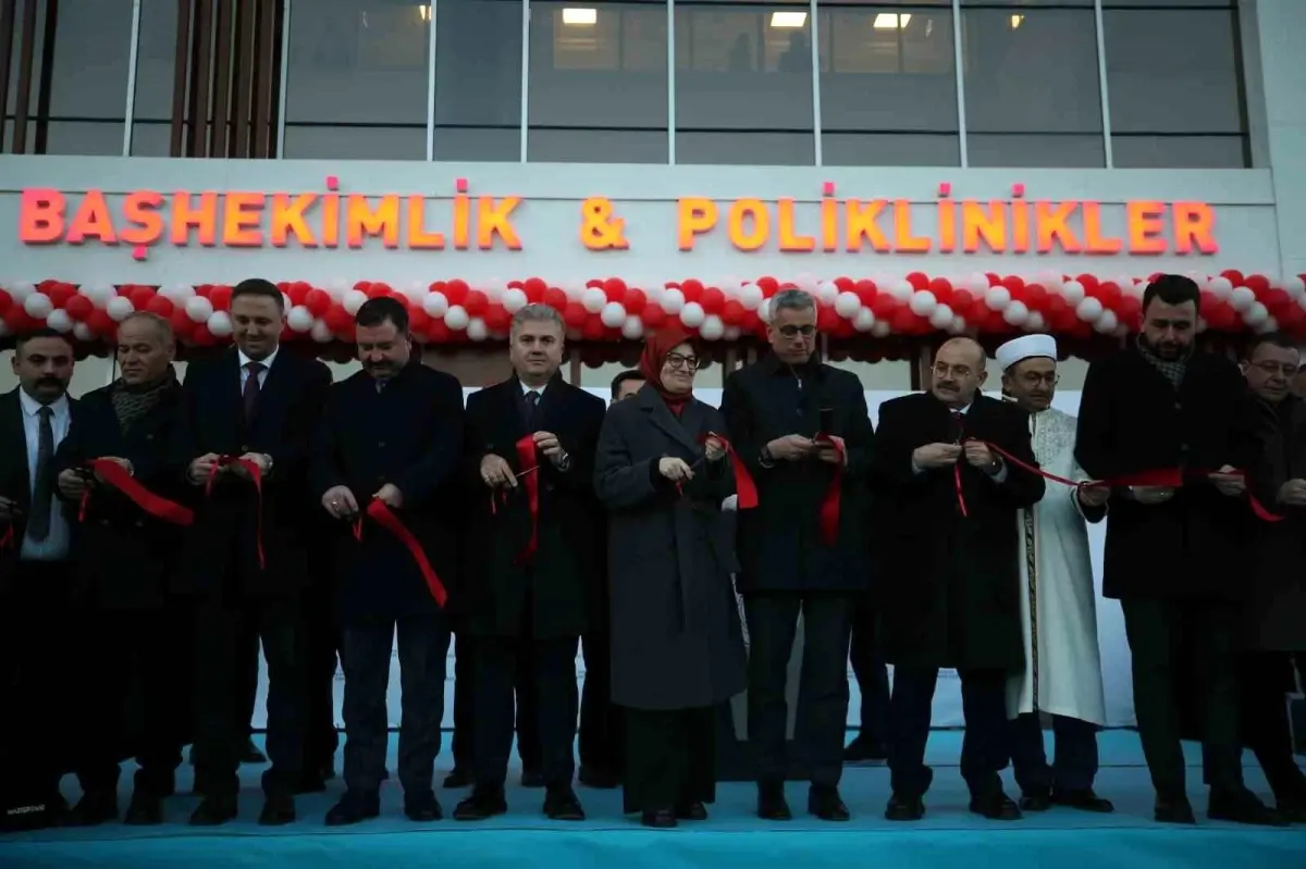 Sağlık Bakanı Memişoğlu, Susurluk Hastanesi Açılışında Türkiye'nin Sağlık Performansını Değerlendirdi