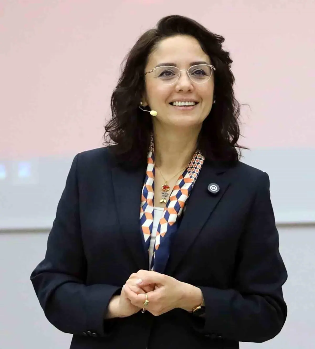 Menteşe Belediye Başkanı Gonca Köksal Aras, Çalışan Gazeteciler Günü'nde Basının Rolünü Vurguladı