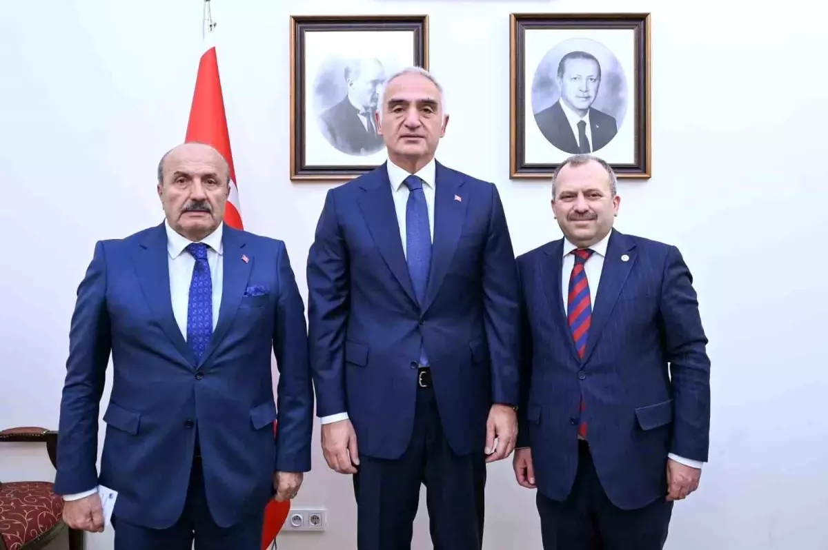 Taşköprü Belediye Başkanı Arslan, Pompeipolis Antik Kenti Projelerini Bakan Ersoy'le Paylaştı