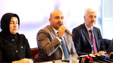 AK Parti İl Başkanı Albayrak, Eskişehir'de Siyasi Eleştirilerini Dile Getirdi