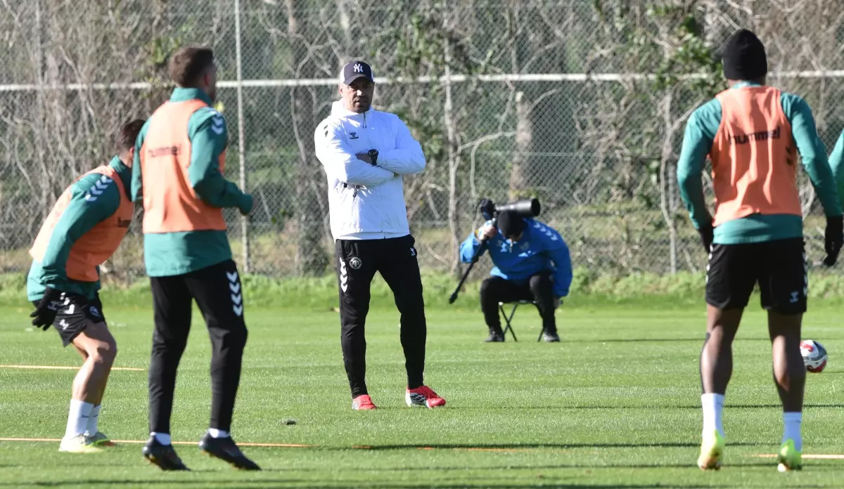 Konyaspor, Sezonun İlk Yarısında Tam Puan İçin Hedef Belirledi