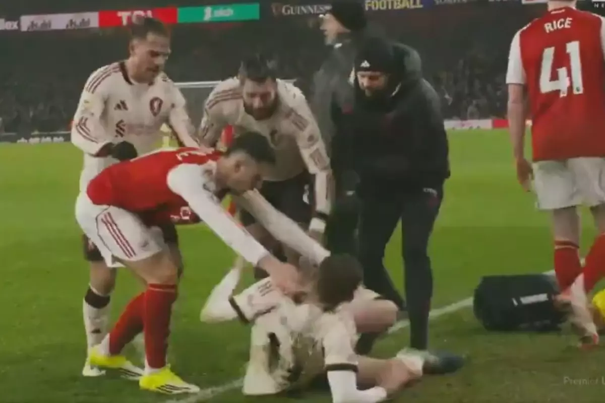 Martinelli'nin Tartışmalı Müdahalesi: Premier Lig'de Arsenal ve Liverpool Maçında Gündem Oldu