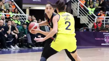 Maçta kritik bir anın fotoğrafı