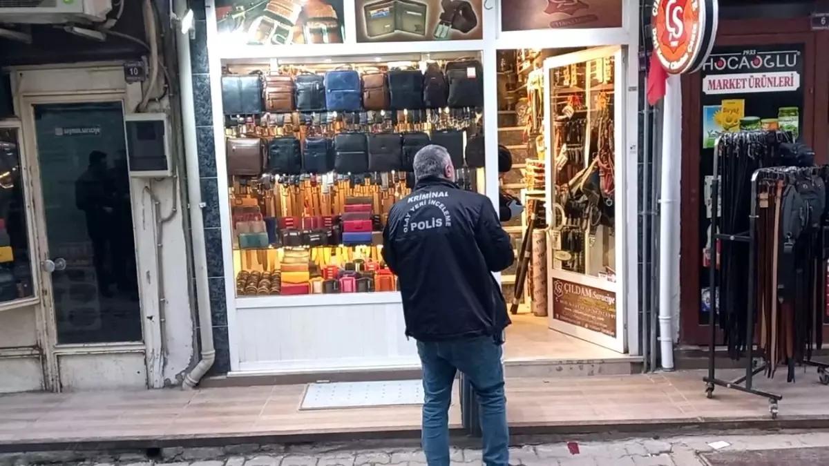 Edirne'de Gece Vardiyasında Şüpheli, Üç İşyerinden Nakit ve Cep Telefonu Çaldı