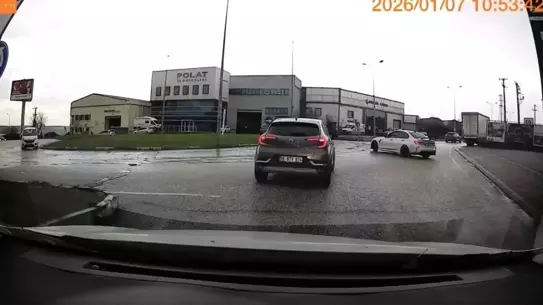 Drift yapan araç ve polis müdahalesi