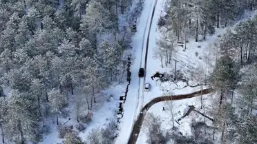 Sındırgı’da yağış sonrası yol kontrolü
