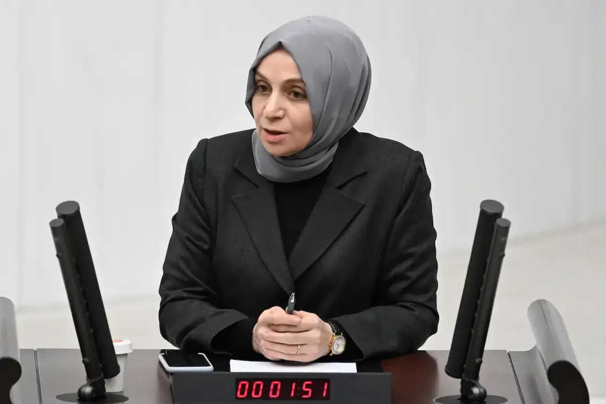 Leyla Şahin Usta'ya Alevi‑Bektaşi Derneklerinden Destek Mesajı