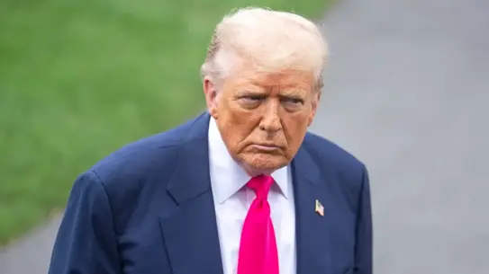 Grönland haritası ve jeopolitik konum