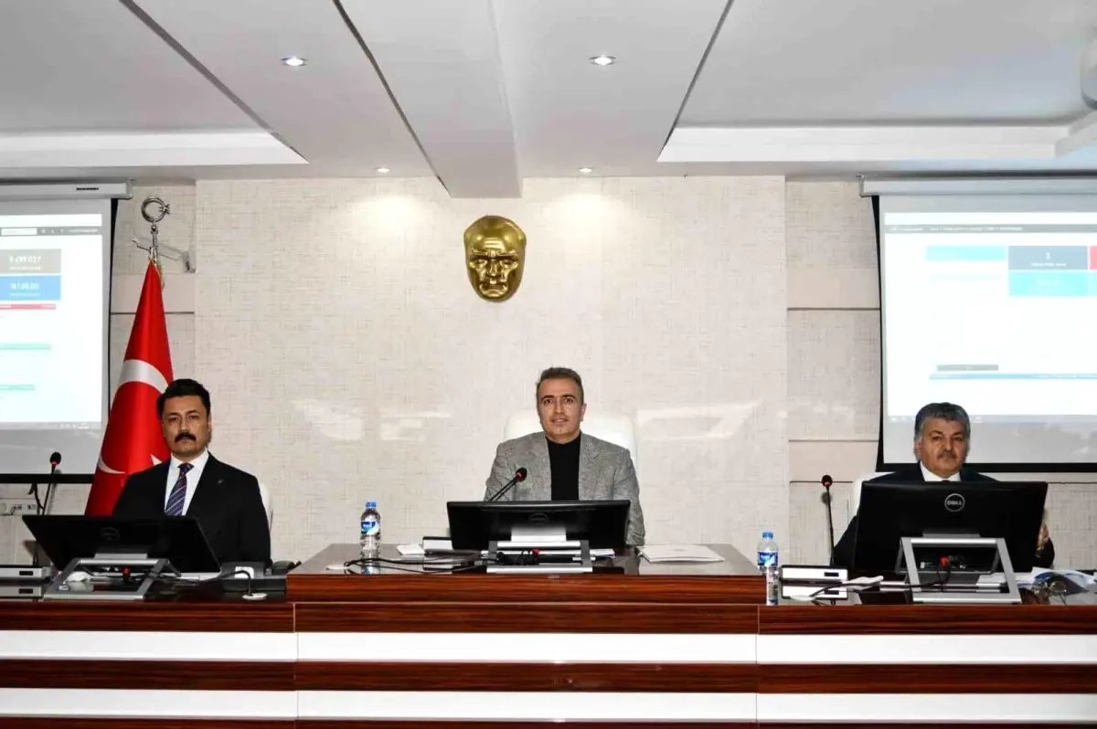 Ardahan’da 2026 İl Koordinasyon Toplantısı: Vali Çiçek’ten Proje Değerlendirmesi ve Stratejik Planlama