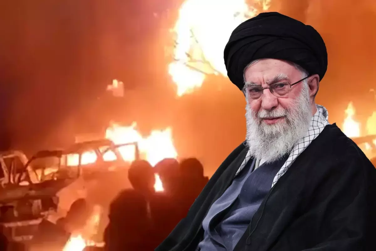 İran’da Protestolar Kızıştı: Kerec Belediye Binası ve El‑Rasul Camii Ateşe Verildi