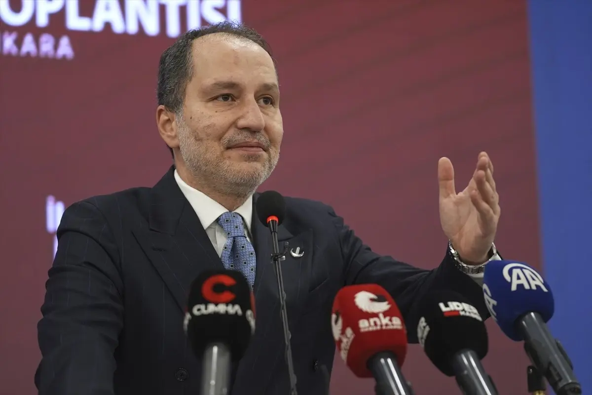 Yeniden Refah Partisi Lideri Erbakan, İl Başkanları Toplantısında Suriye'nin Üniter Yapısına Duyarlılık Vurgusu Yaptı