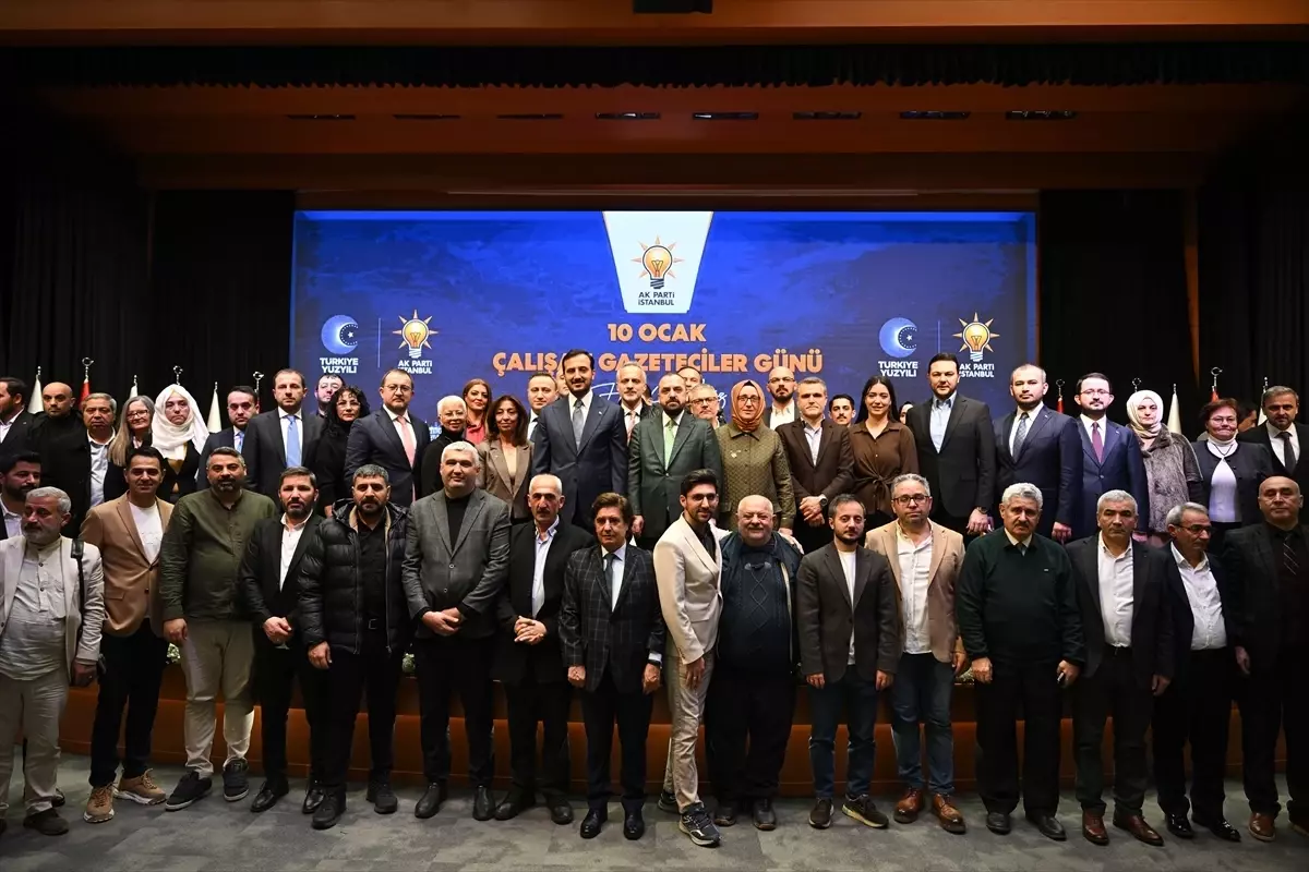AK Parti İstanbul İl Başkanlığı'ndan Çalışan Gazetecilere Özel Kahvaltı Etkinliği