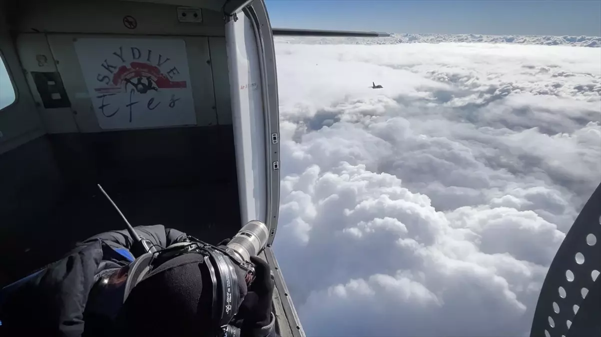 TUSAŞ, 10 Ocak Çalışan Gazeteciler Günü’nü Gökyüzü Şöleniyle Kutladı
