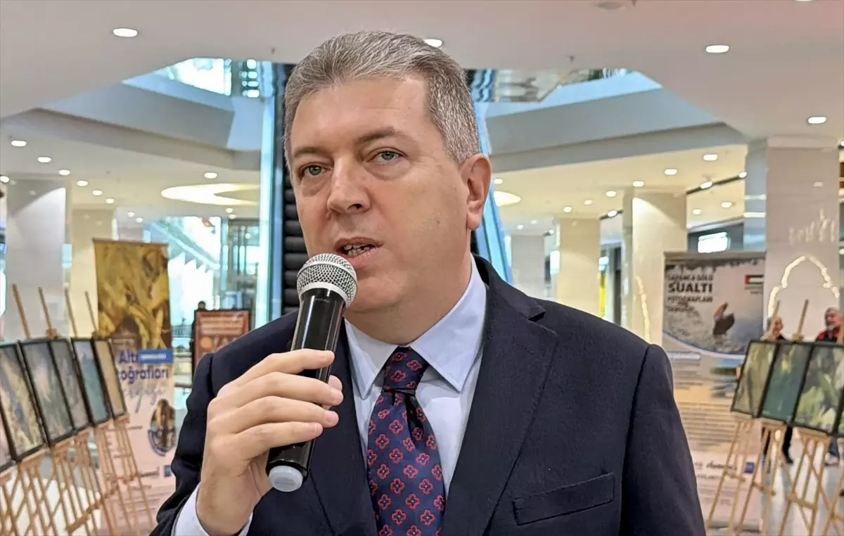 Sakarya’da Sapanca Gölü’nde Su Altı Fotoğraf Sergisi Başladı