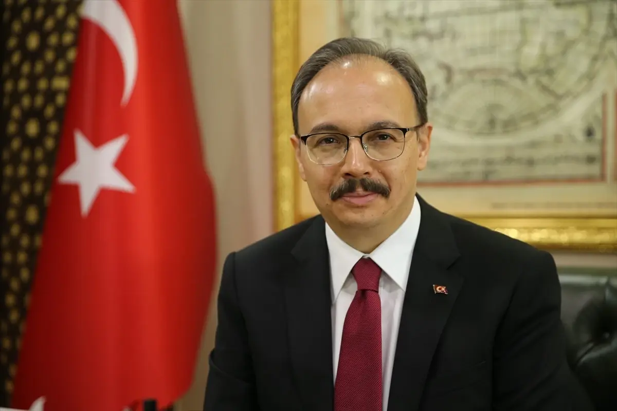 Siirt Valisi Kızılkaya’dan İdareciler Günü’ne Özel Mesaj: Kamu Hizmetlerinde Başarı Dilekleri