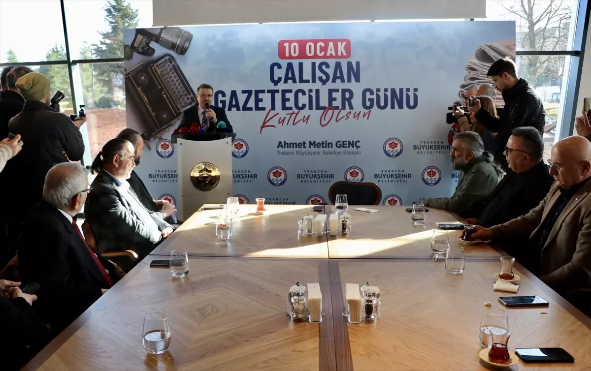 Trabzon Büyükşehir Belediye Başkanı Genç'ten Gazetecilere Övgü ve Basın Müzesi İndirimi