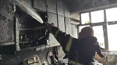 Yangın sonrası apartman binası