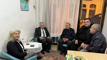 Kaymakam Duru ve gazeteciler bir arada