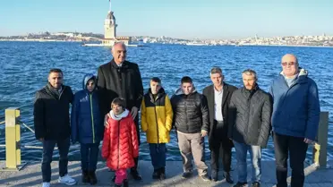 Bakan Ersoy, Çocukların Kardan Kız Kulesi Projesini İstanbul’da Karşıladı