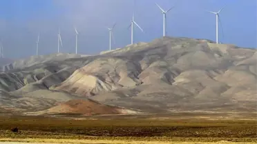 Santraldeki rüzgar türbinleri