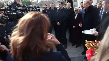 Erdoğan, Beyoğlu Ziyareti Sonrası Çalışan Gazeteciler Gününü Kutladı