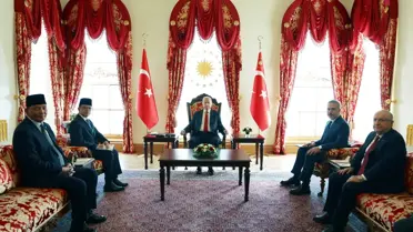 Dolmabahçe Ofisi'nde yapılan görüşme