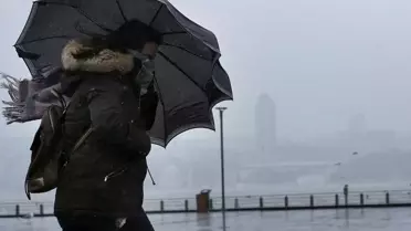 İstanbul’da Şiddetli Sağanak ve 90 km/s Rüzgar Uyarısı: Valilik Alarm Verdi