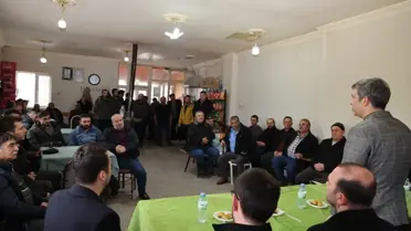 Toplantı sonrası çekilen grup fotoğrafı