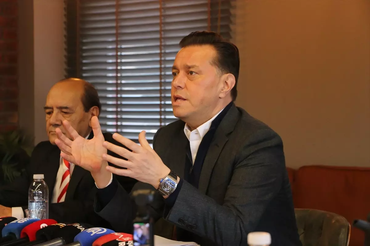 Hatipoğlu'ndan Basınla Yeni Diyalog: Kültür ve Şeffaflık Üzerine