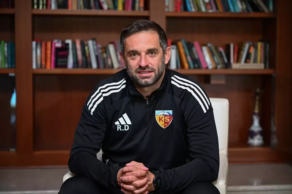 Radomir Djalovic, AA’nın Yılın Kareleri Oylamasında Değerlendirmelerde Bulundu