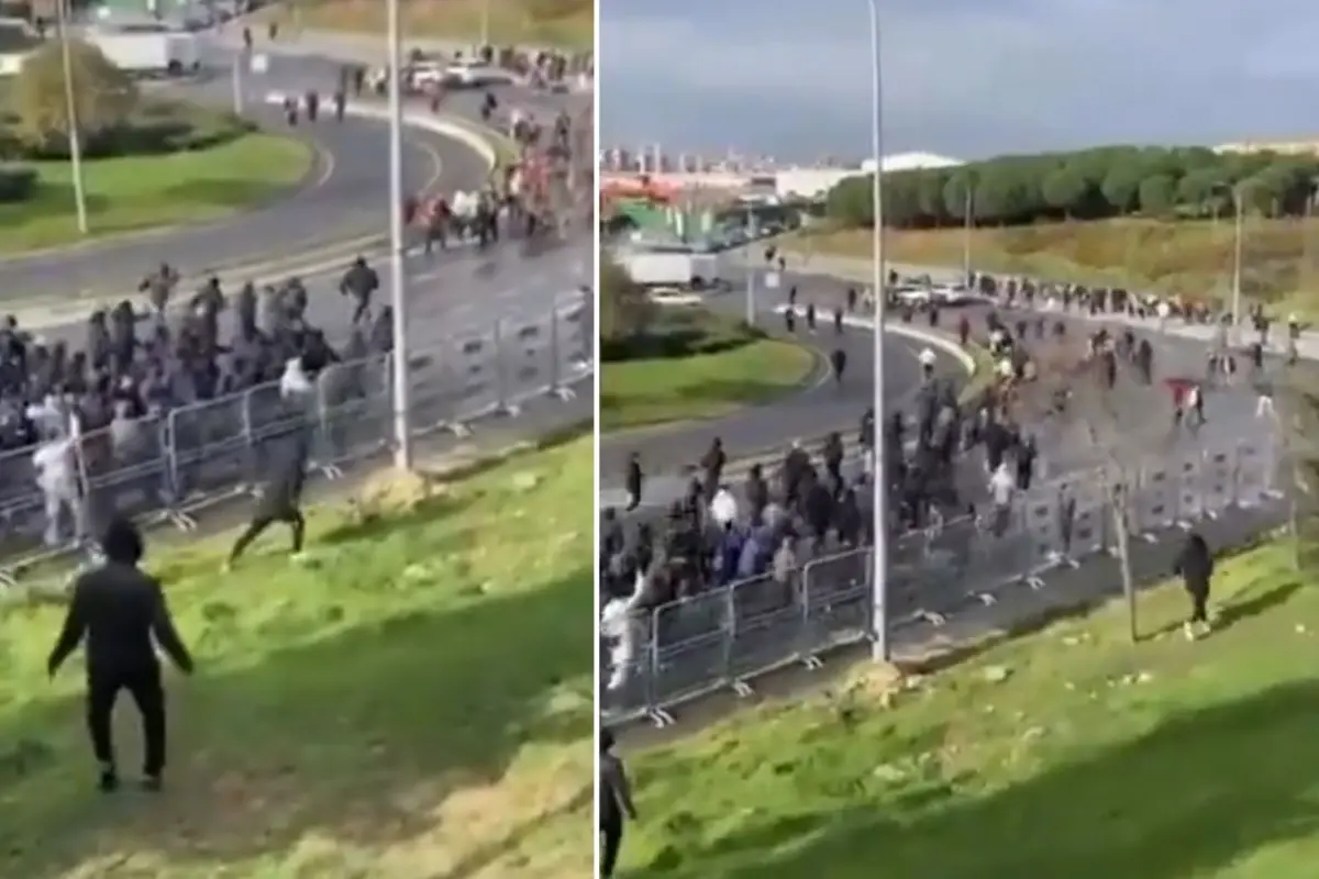 Atatürk Olimpiyat Stadı çevresinde Fenerbahçe taraftarları